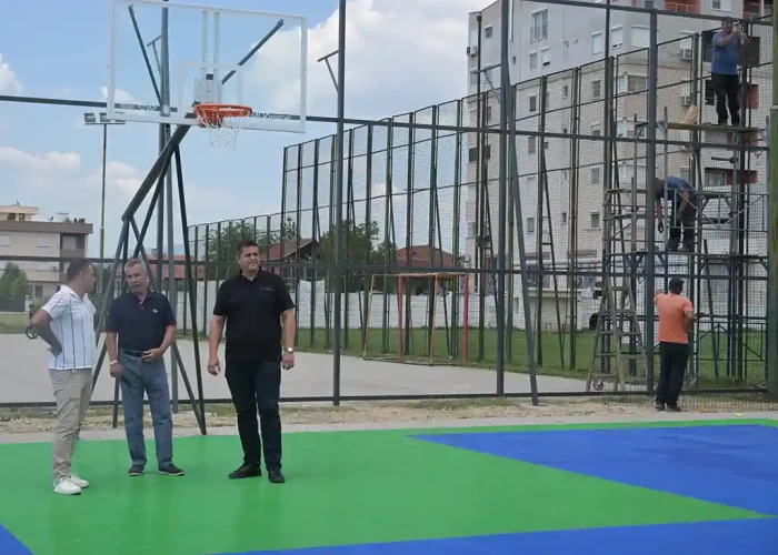 rekonstrukcija-multinamensko-igralishte-marino (1)